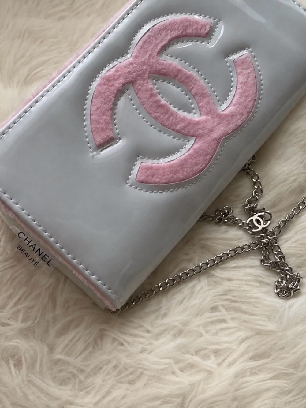 Chanel Beauty Patent Leather Precision Cosmetic Clutch Bag Crossbody Bag GWP